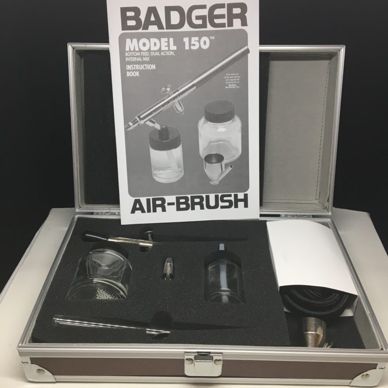 Badger airbrush set model 1504PK M. Enriquez Art Supply