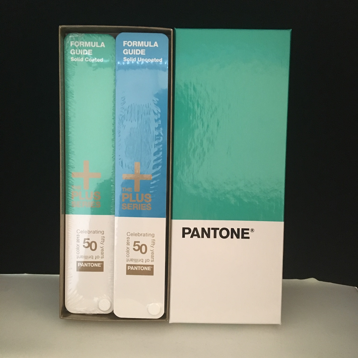 pantone formula guide solid coated plus series